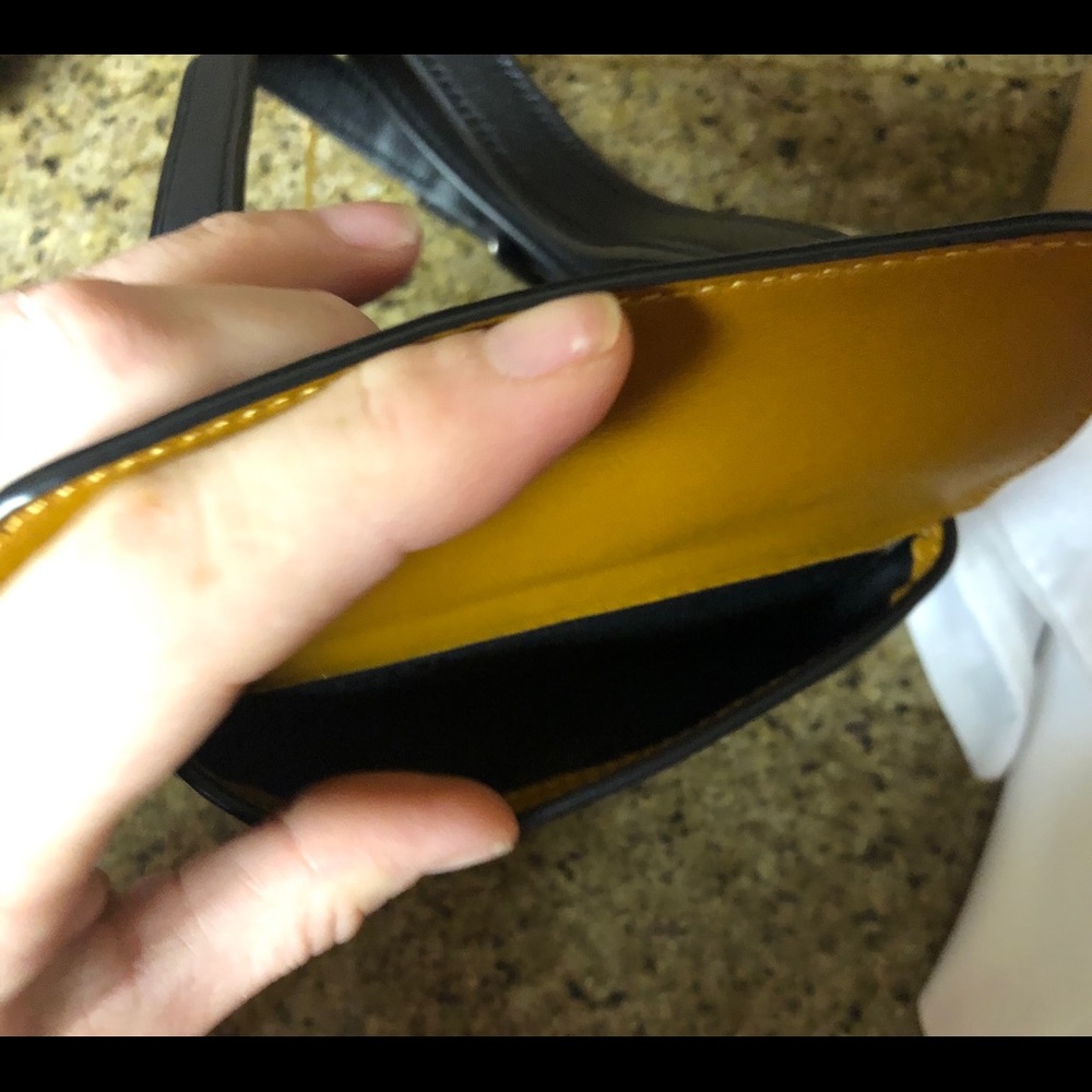 Authentic Coach Hybrid Pouch - Picture 7 of 7